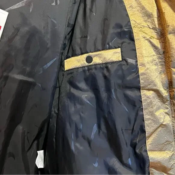 Nike Sportswear Women's Swoosh Puffer Shine PrimaLoft Jacket Large Gold Metallic - Picture 11 of 11